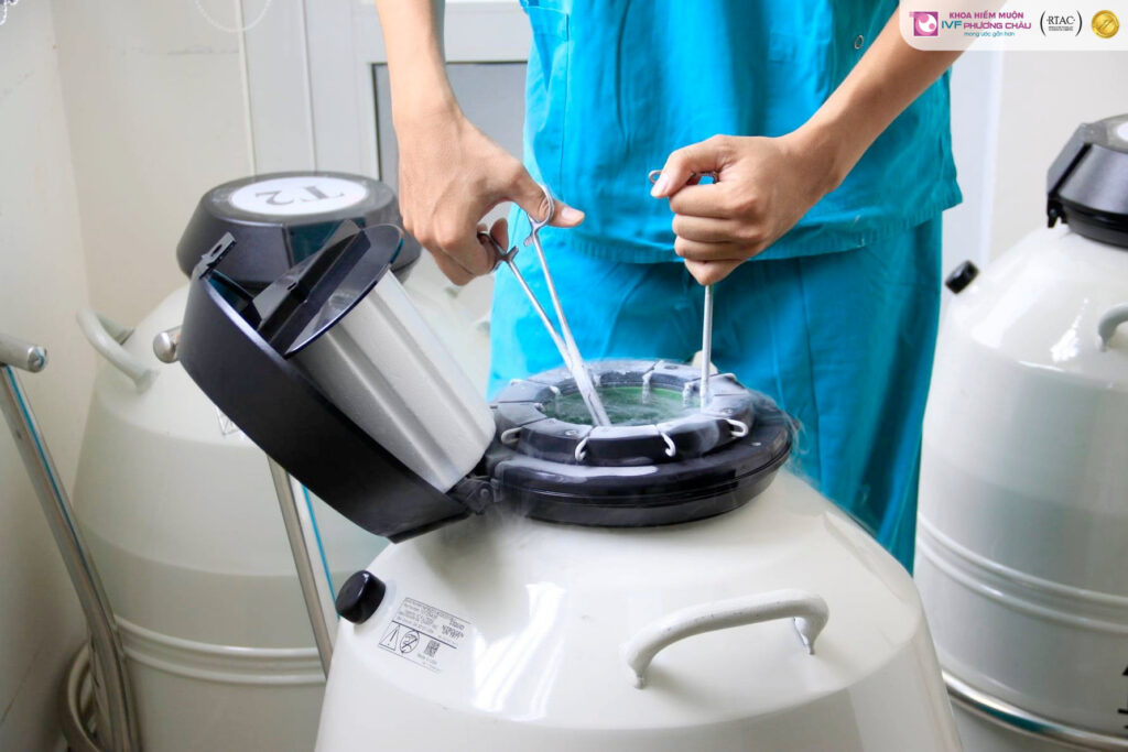 Trữ lạnh phôi tại IVF Phương Châu